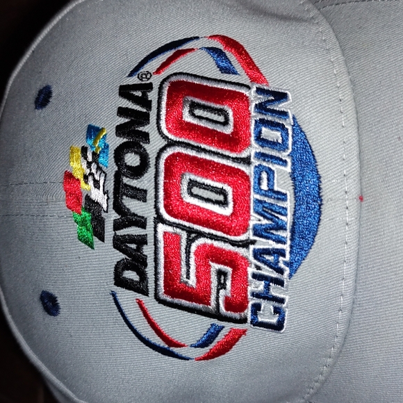 2005 47th Annual Daytona 500 Champion Hat Gatorade Victory Lane Edition. - Picture 2 of 13